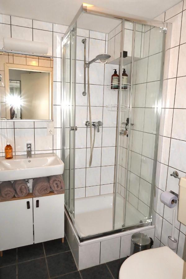 Julia'S Mosel Villa Appartement Nicolas 特拉本特拉巴赫 外观 照片